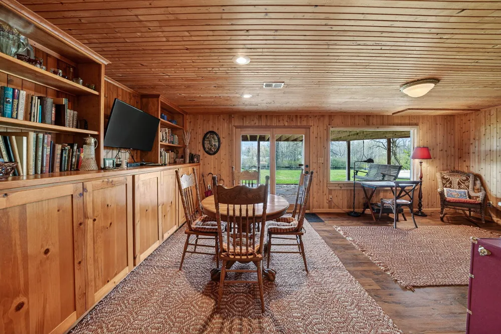 66175 South Drive Cassopolis, MI 49031