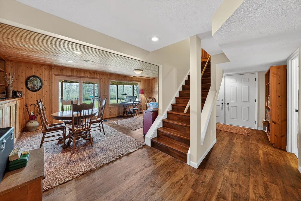 66175 South Drive Cassopolis, MI 49031