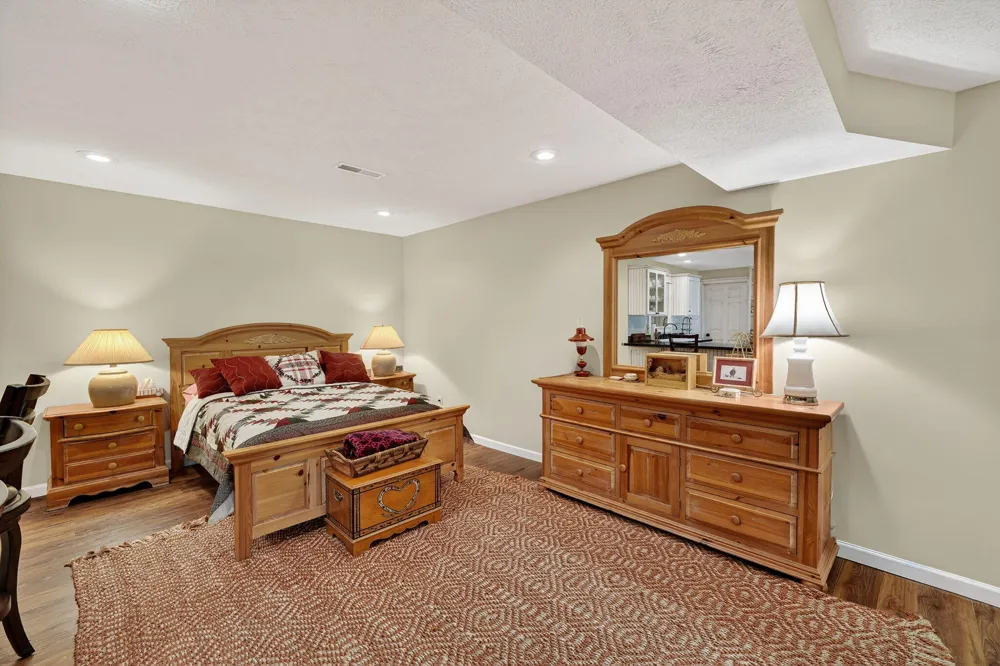 66175 South Drive Cassopolis, MI 49031