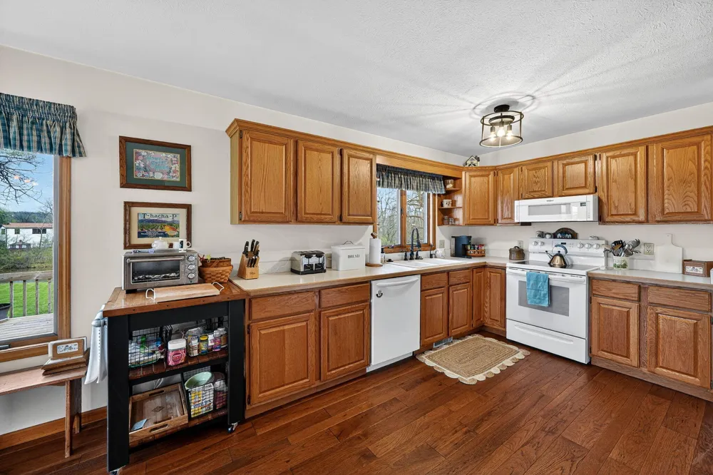 66175 South Drive Cassopolis, MI 49031