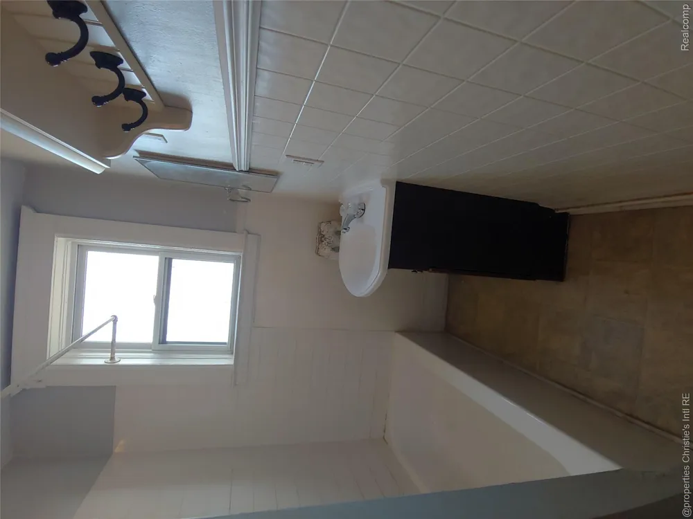 1535 W CANFIELD STREET #4 Detroit City, MI 48208