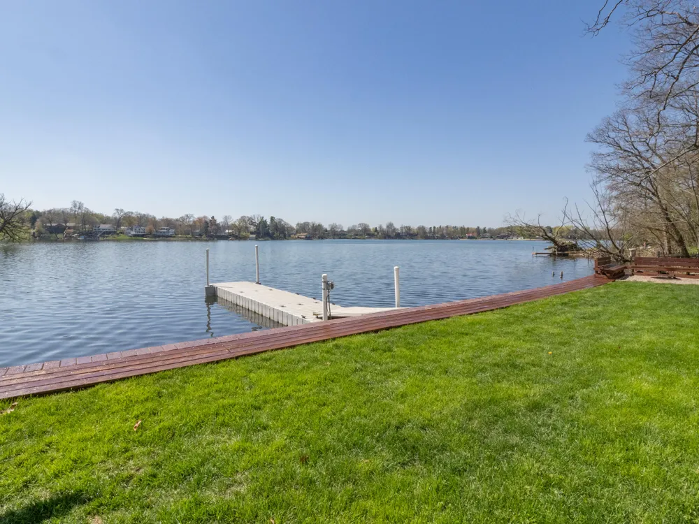 11915 Lakeway Street Prairieville Township, MI 49080