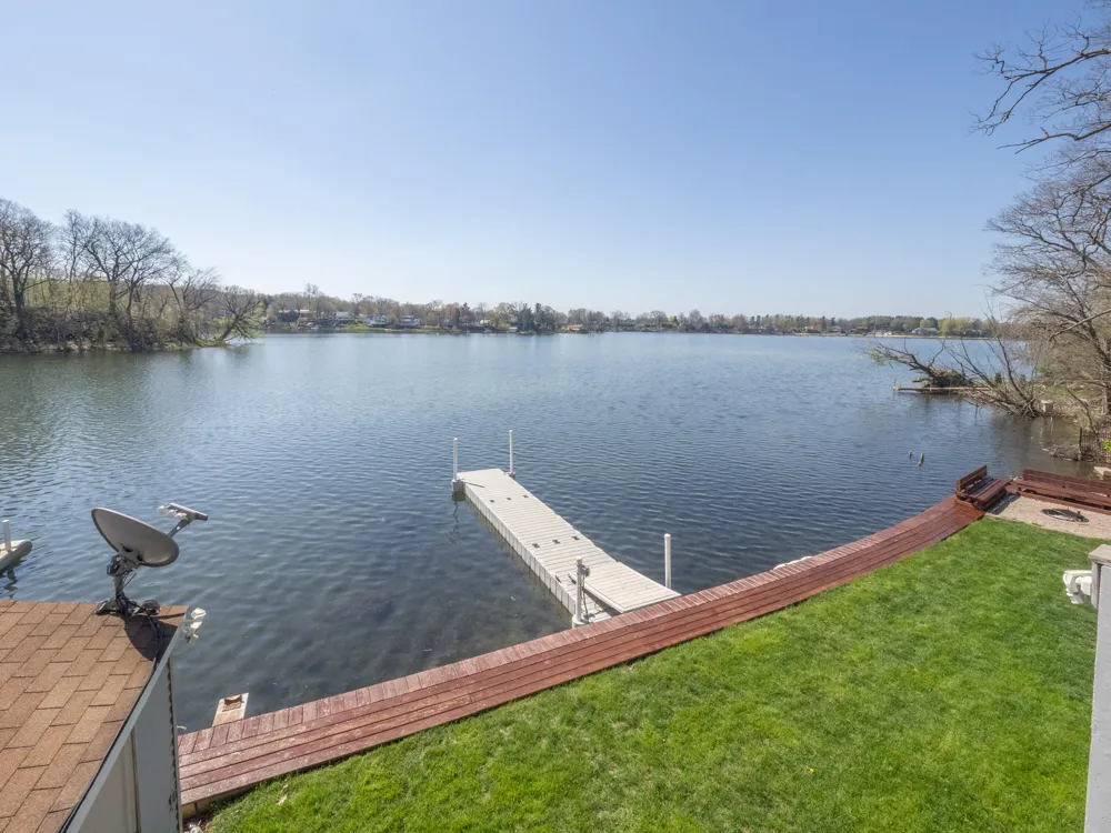 11915 Lakeway Street Prairieville Township, MI 49080