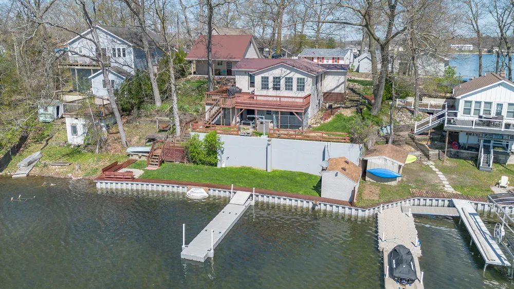 11915 Lakeway Street Prairieville Township, MI 49080