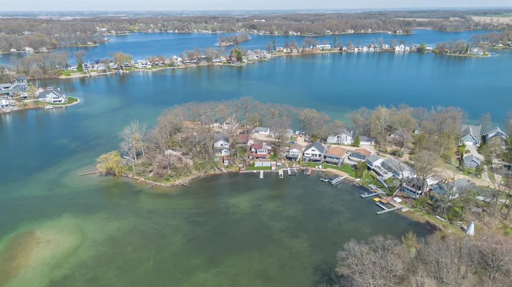 11915 Lakeway Street Prairieville Township, MI 49080