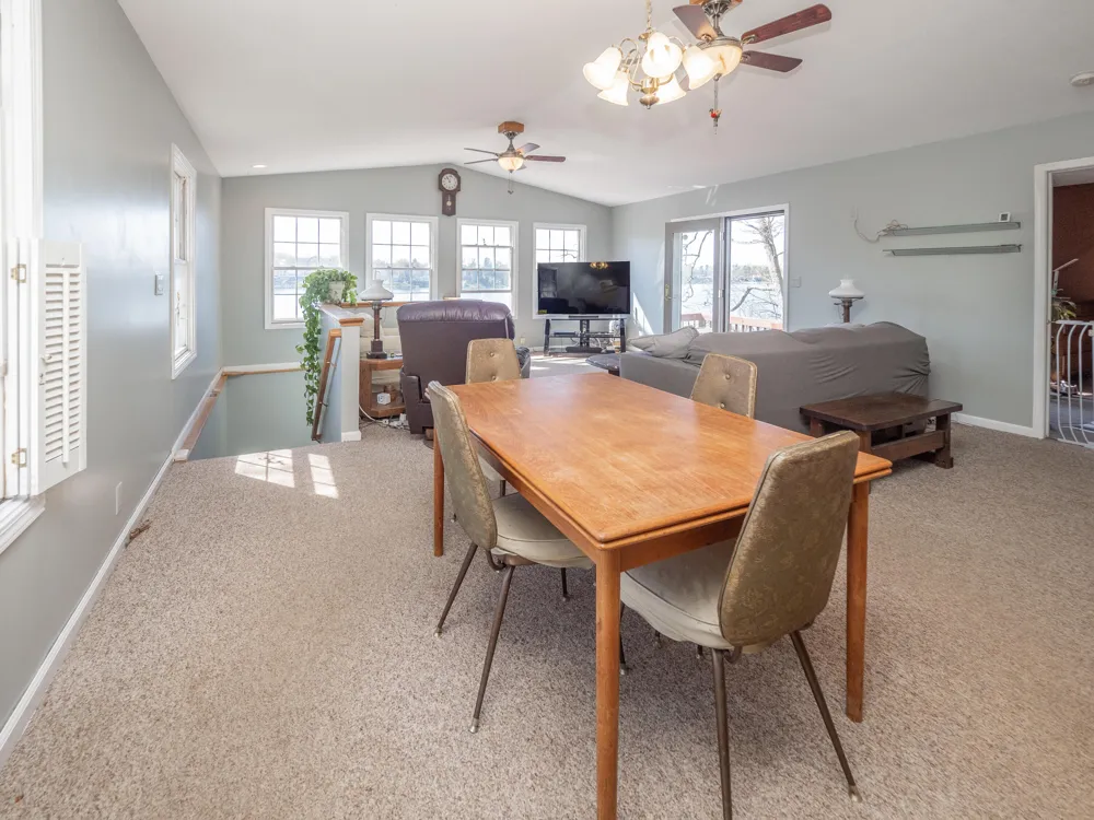 11915 Lakeway Street Prairieville Township, MI 49080