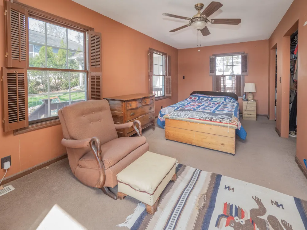 11915 Lakeway Street Prairieville Township, MI 49080