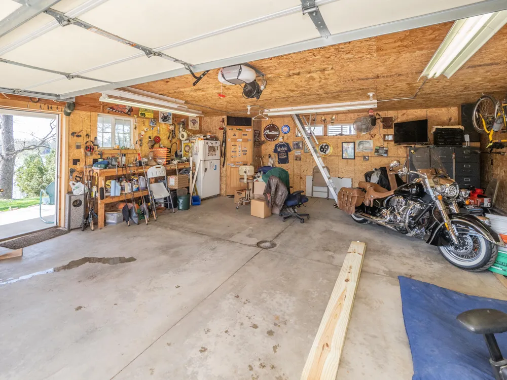 11915 Lakeway Street Prairieville Township, MI 49080