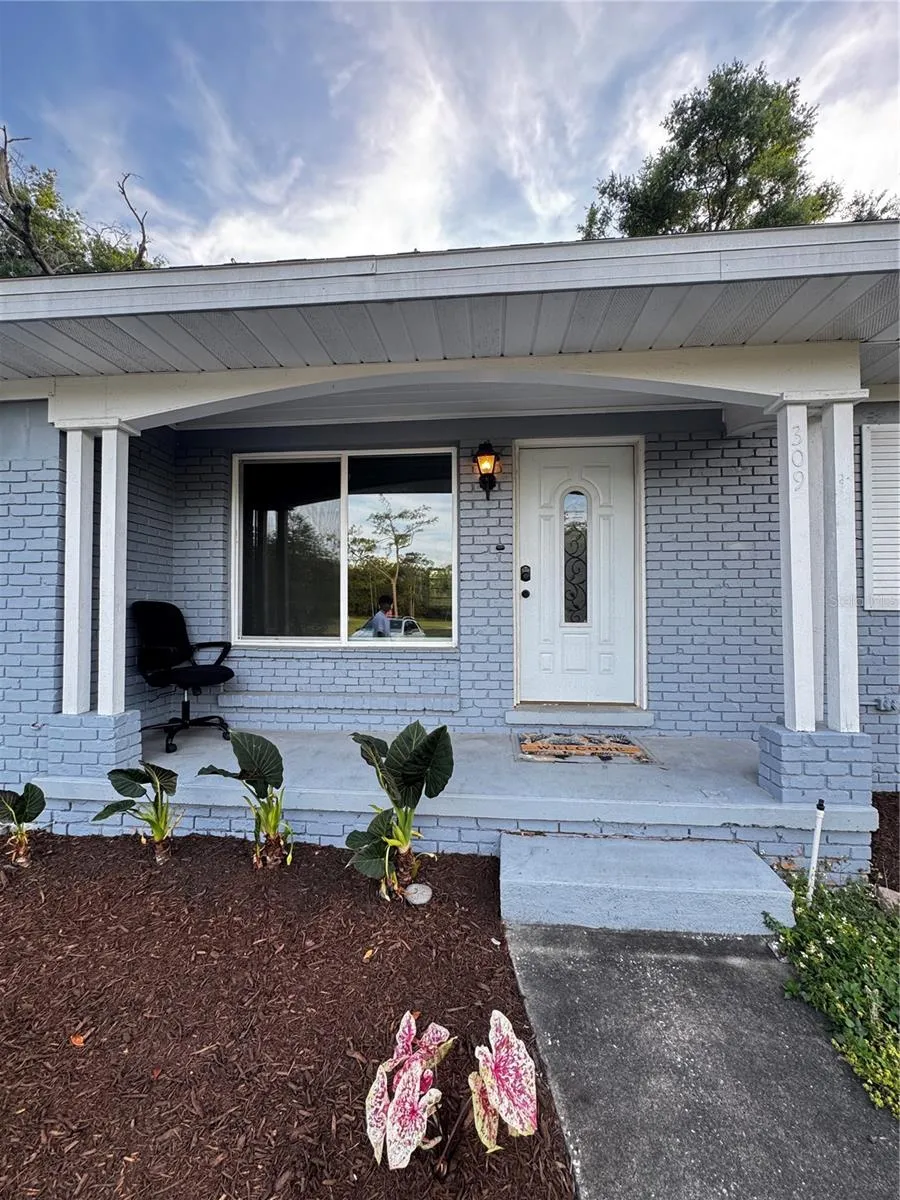 309 BELLE CLAIRE PLACE Temple Terrace, FL 33617
