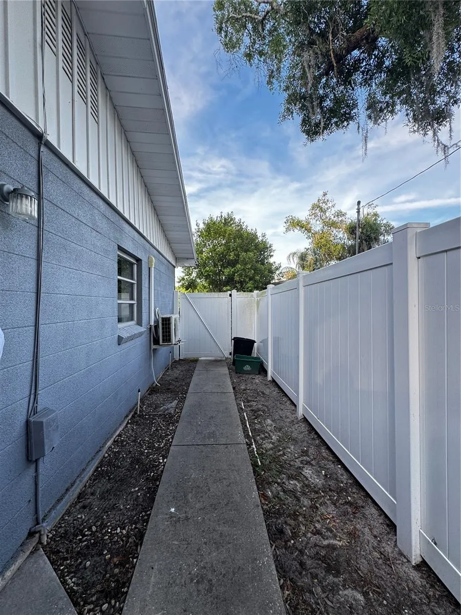 309 BELLE CLAIRE PLACE Temple Terrace, FL 33617