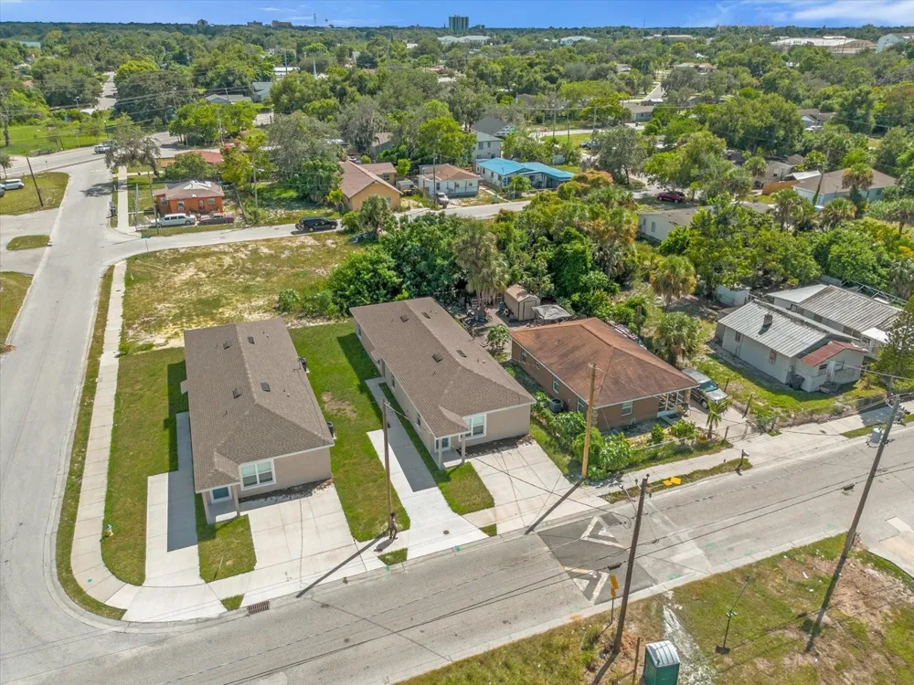 324 AVENUE Y NE #B Winter Haven, FL 33881