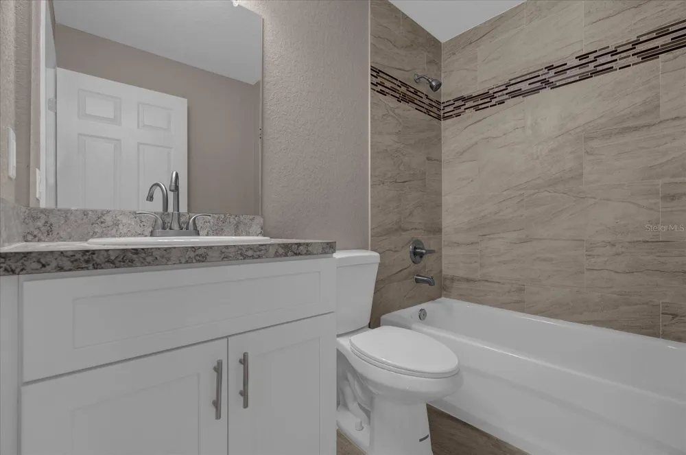 324 AVENUE Y NE #B Winter Haven, FL 33881
