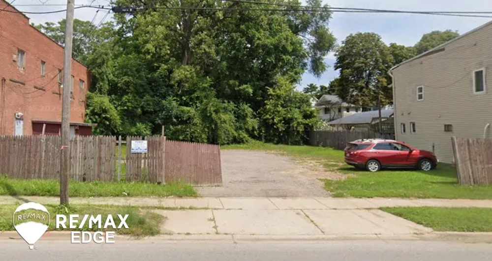 1108 Page Avenue Jackson City, MI 49203