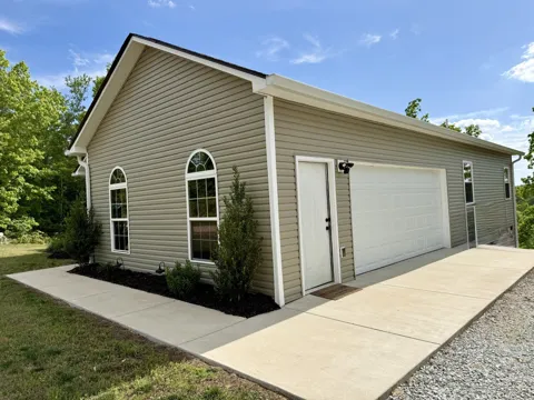 131 Gatlyn Ln