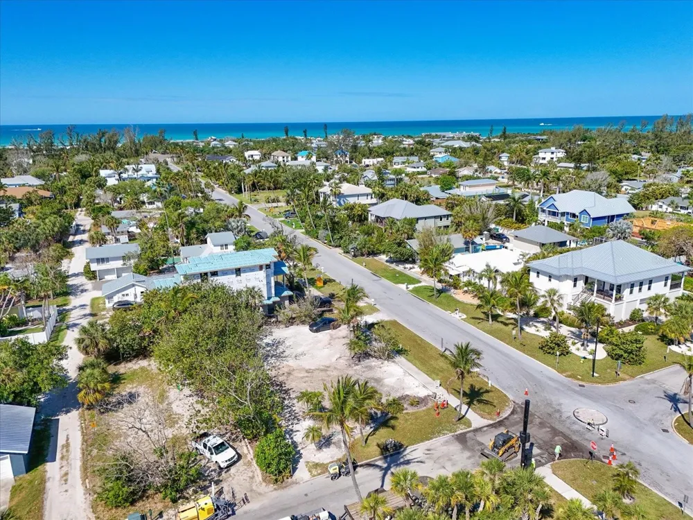720 BROADWAY STREET Longboat Key, FL 34228