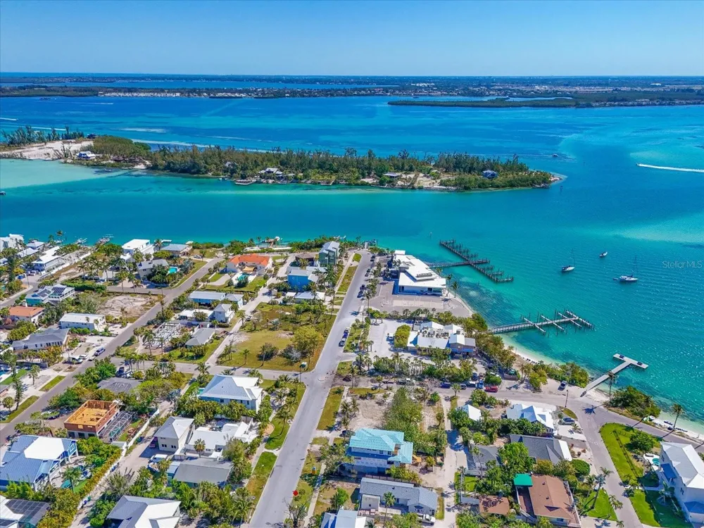 720 BROADWAY STREET Longboat Key, FL 34228
