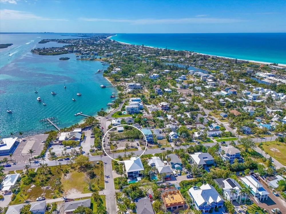 720 BROADWAY STREET Longboat Key, FL 34228