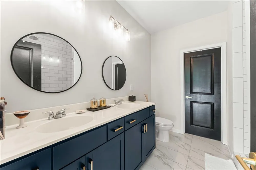 18 Singleton Way Peachtree City, GA 30269