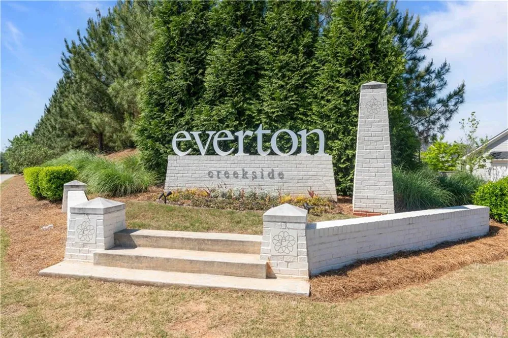 18 Singleton Way Peachtree City, GA 30269