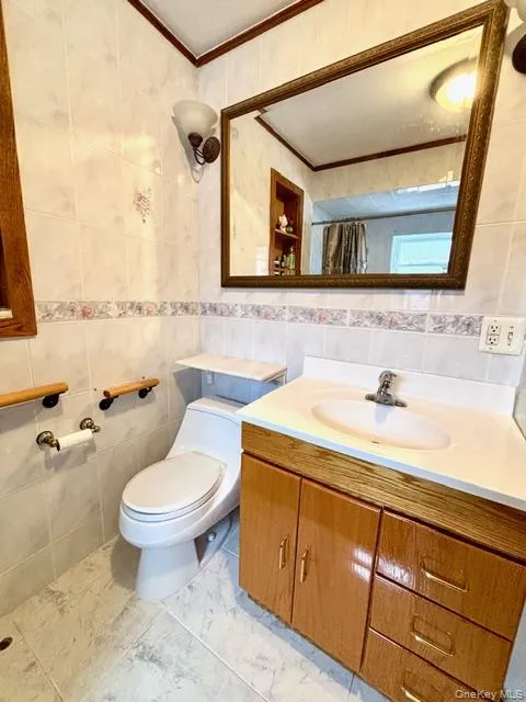 75-19 188th Street Fresh Meadows, NY 11366