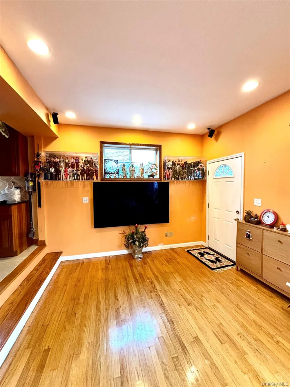 75-19 188th Street Fresh Meadows, NY 11366
