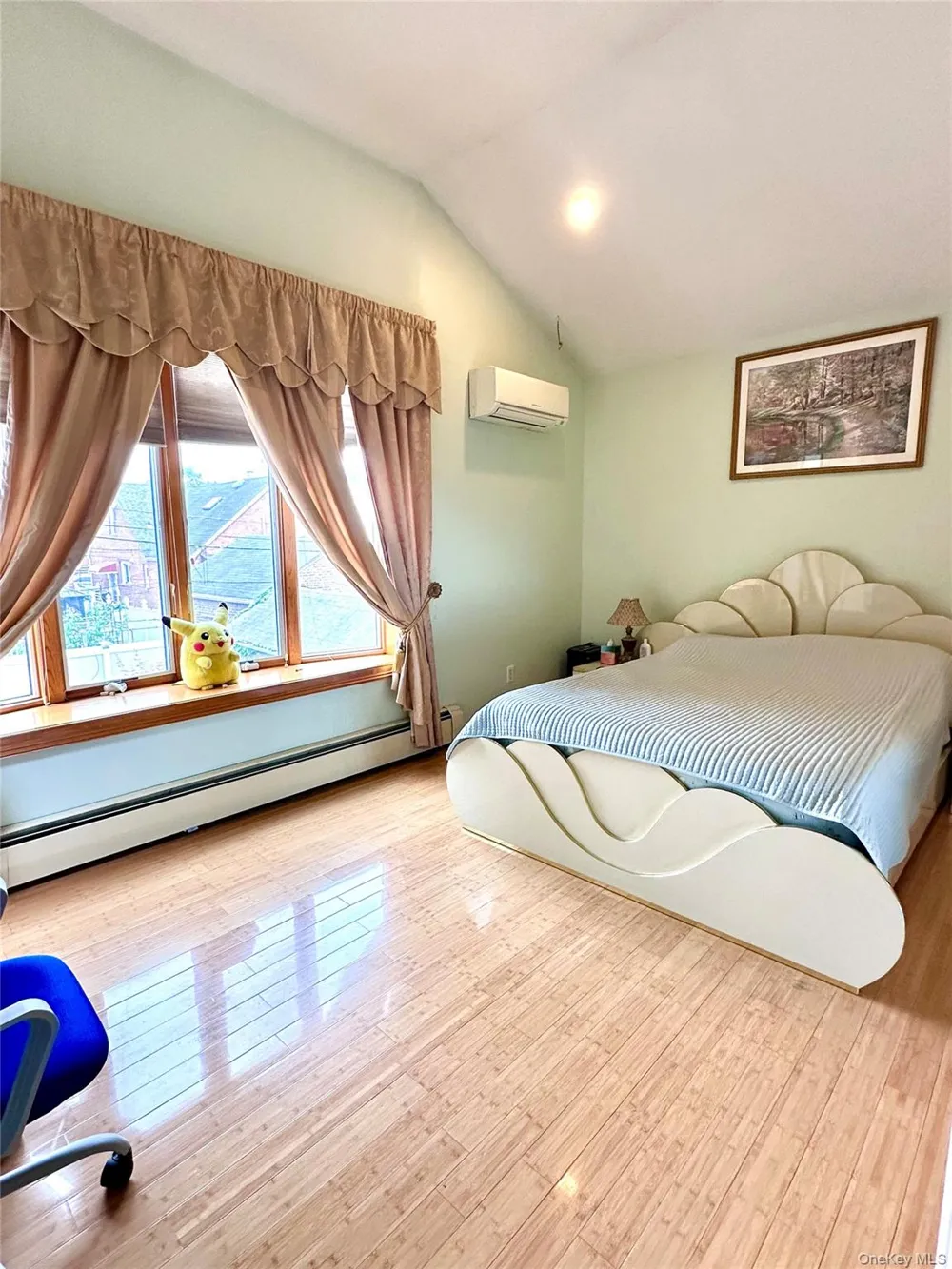 75-19 188th Street Fresh Meadows, NY 11366