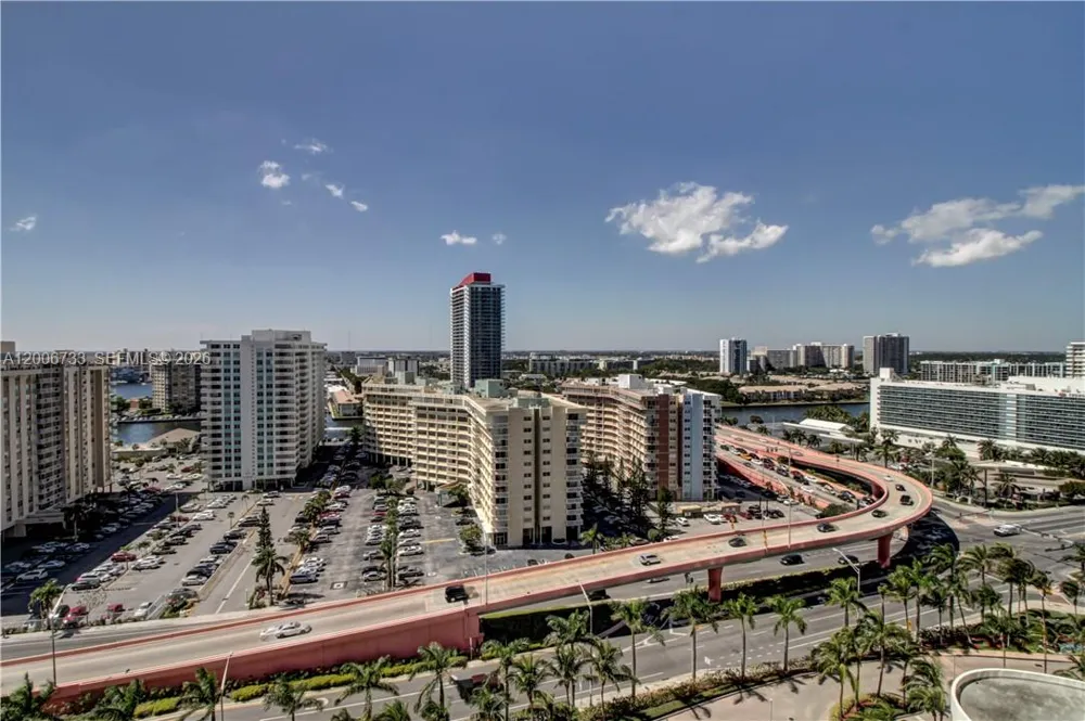 1830 S Ocean Dr #1708 Hallandale Beach, FL 33009