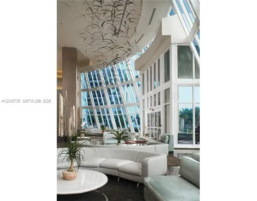 1830 S Ocean Dr #1708 Hallandale Beach, FL 33009