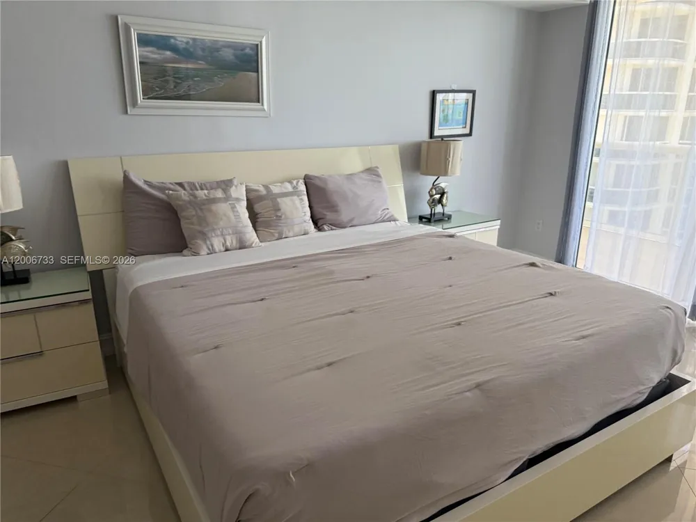 1830 S Ocean Dr #1708 Hallandale Beach, FL 33009