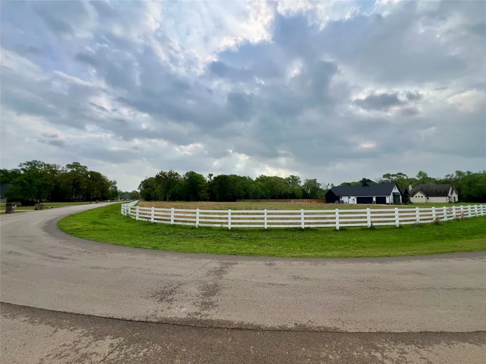 21027 Gatlinburg Road Bullard, TX 75757