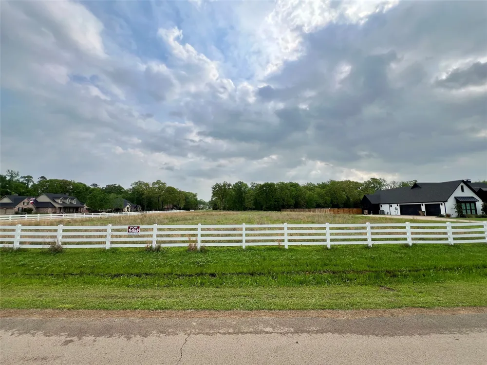 21079 Gatlinburg Road Bullard, TX 75757