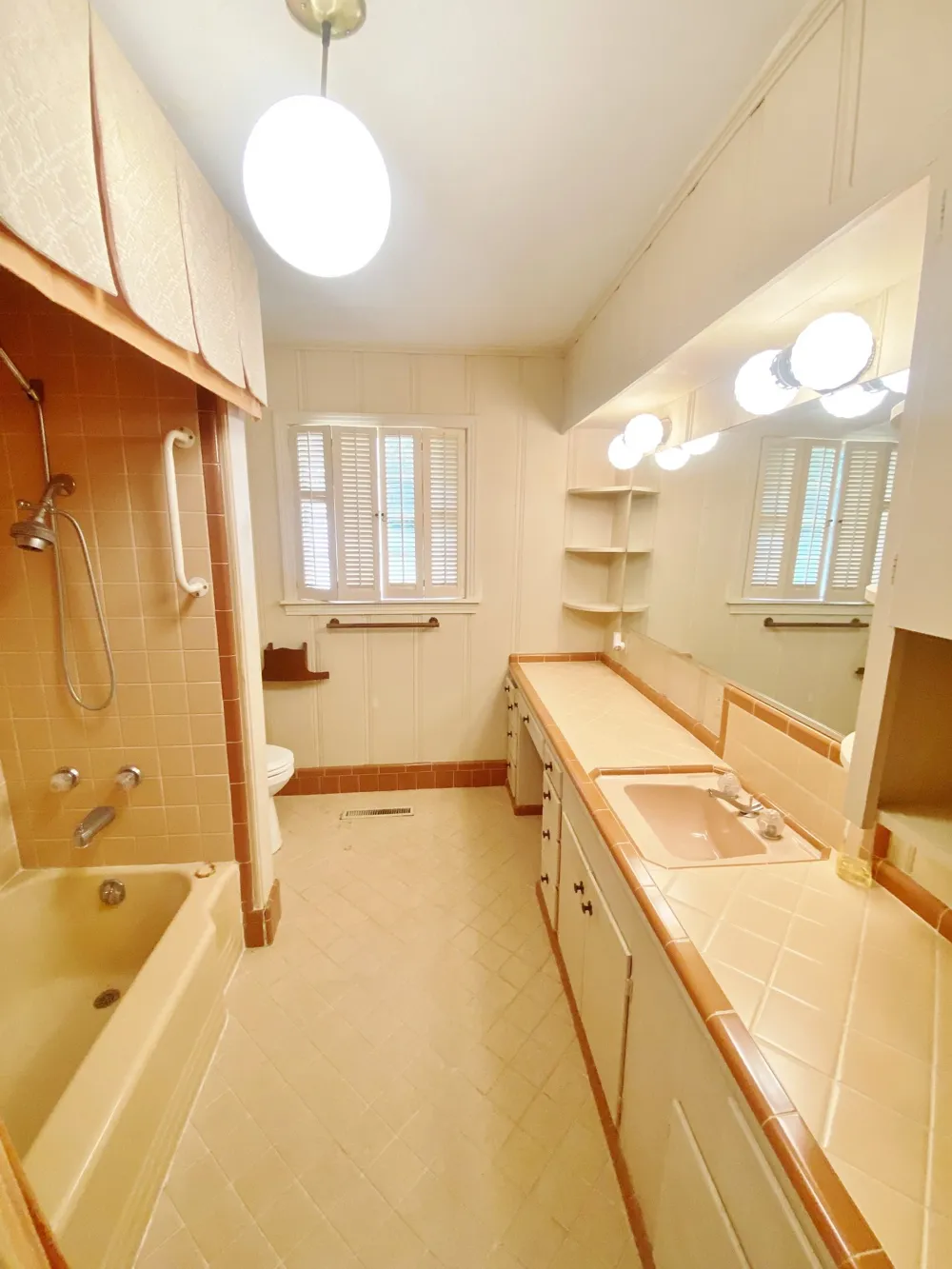 508 Dellwood Mt Pleasant, TX 75455