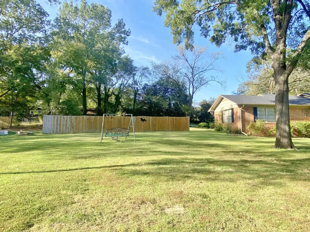 508 Dellwood Mt Pleasant, TX 75455