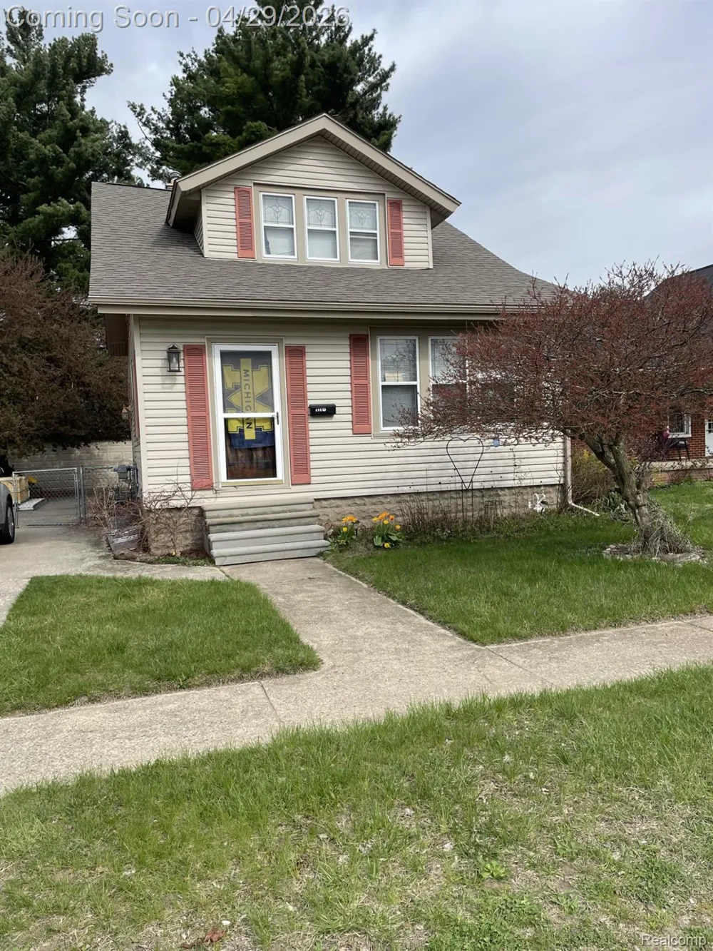 45236 Deshon Street Utica City, MI 48317