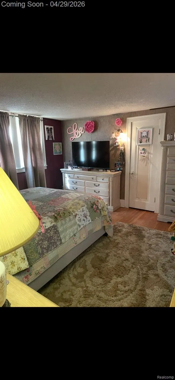 45236 Deshon Street Utica City, MI 48317