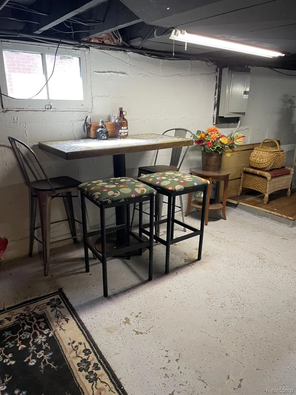 45236 Deshon Street Utica City, MI 48317