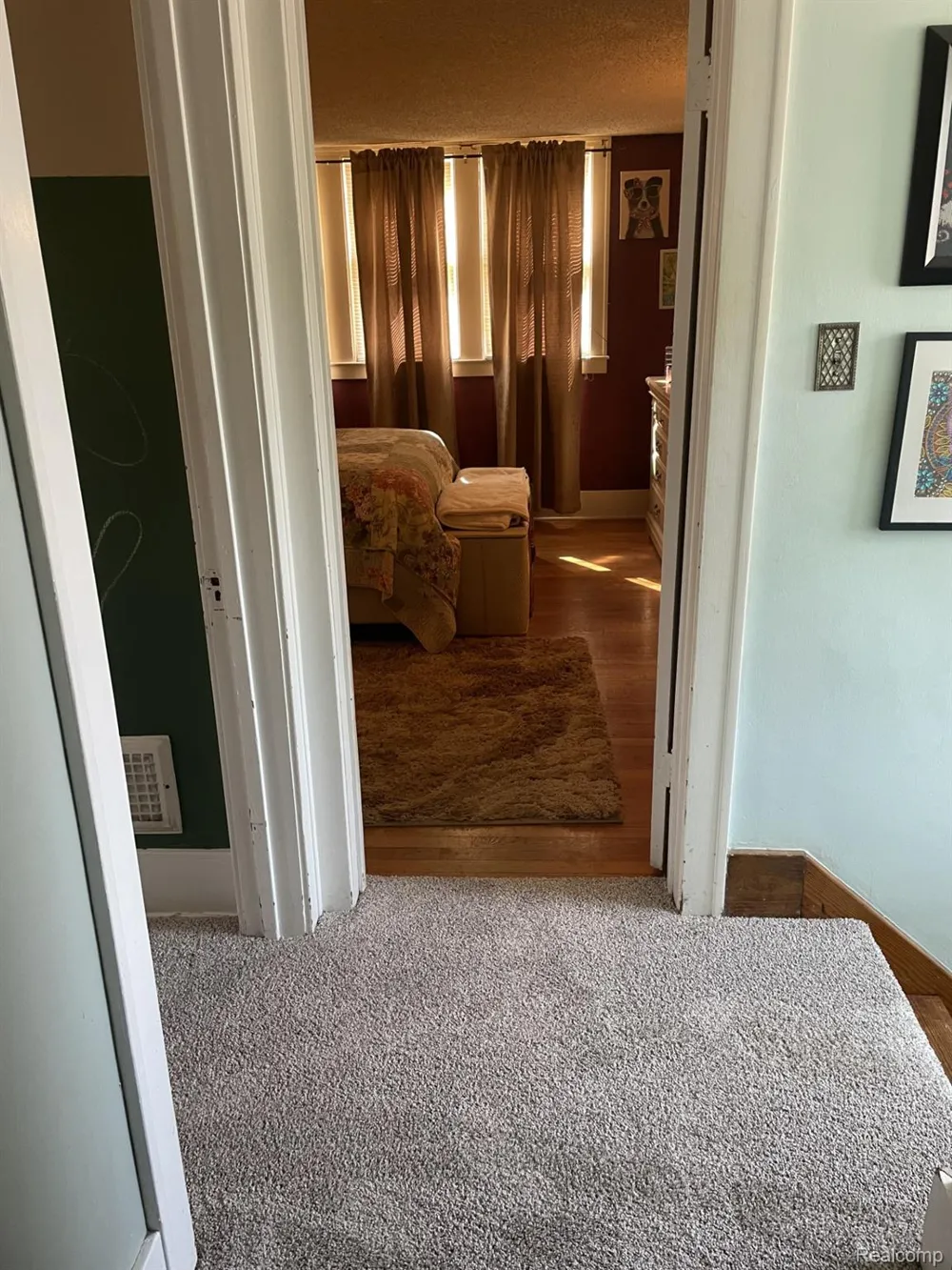 45236 Deshon Street Utica City, MI 48317