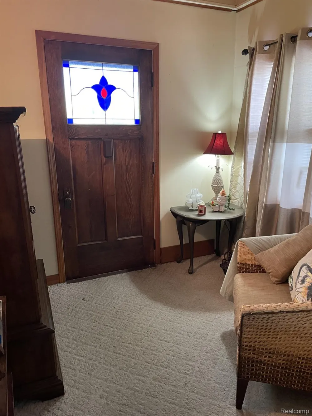 45236 Deshon Street Utica City, MI 48317