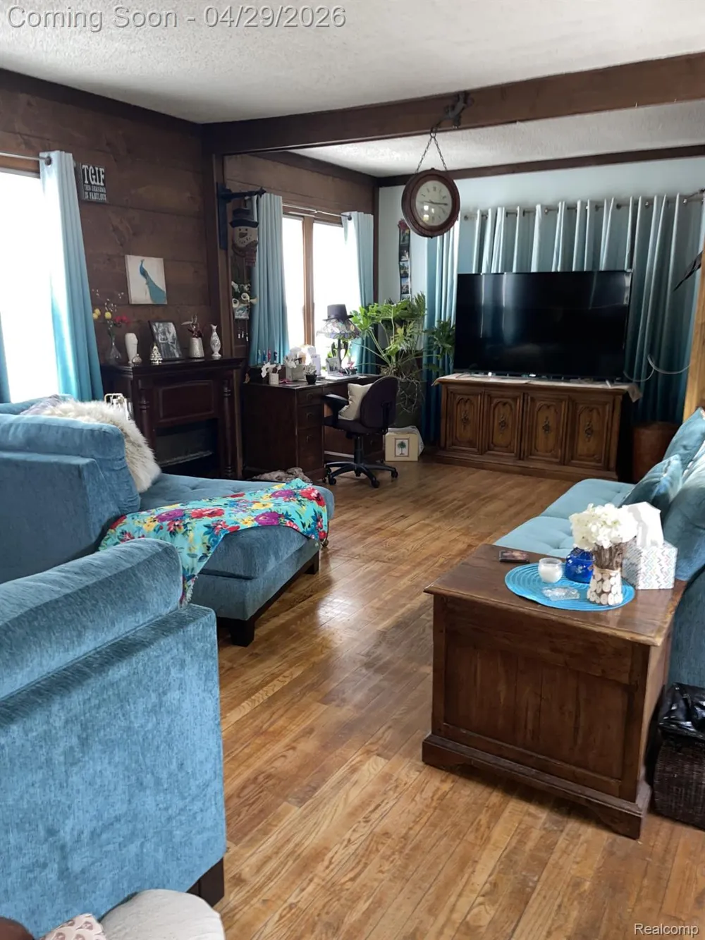 45236 Deshon Street Utica City, MI 48317
