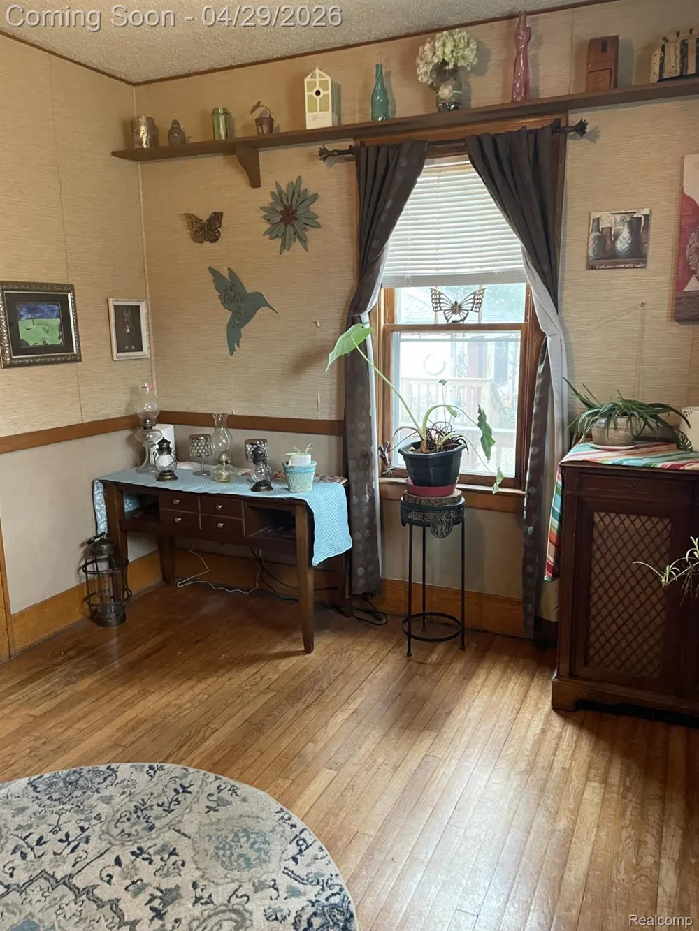 45236 Deshon Street Utica City, MI 48317