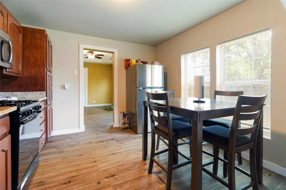 300 S Wall Street Itasca, TX 76055