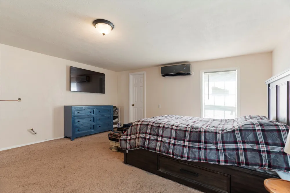 300 S Wall Street Itasca, TX 76055