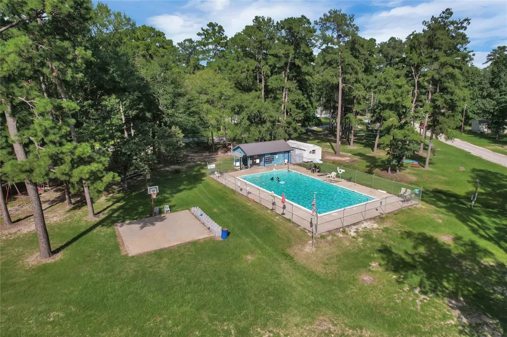 365 Point Drive Trinity, TX 75862