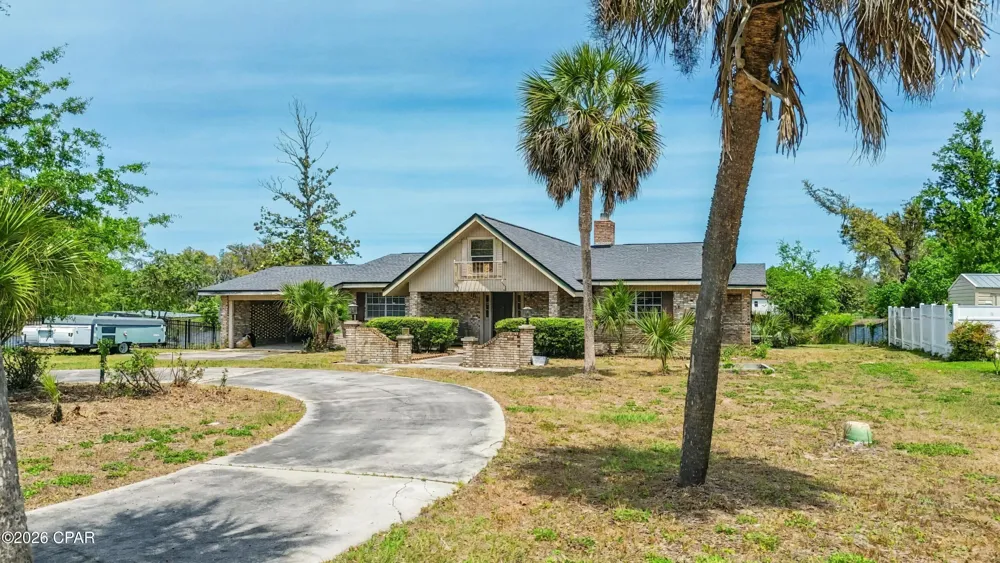 1803 E 9th Street Lynn Haven, FL 32444