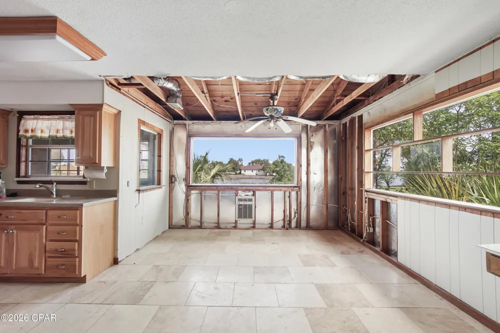 1803 E 9th Street Lynn Haven, FL 32444