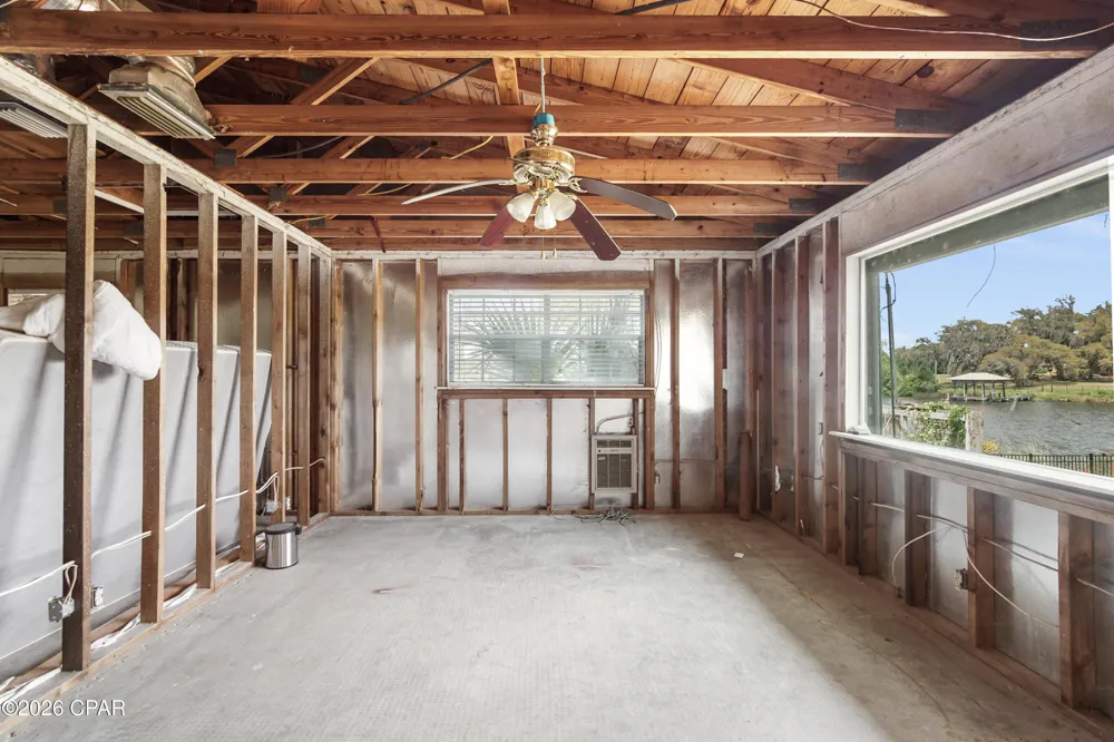 1803 E 9th Street Lynn Haven, FL 32444