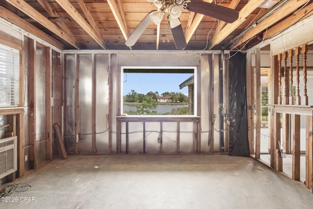 1803 E 9th Street Lynn Haven, FL 32444
