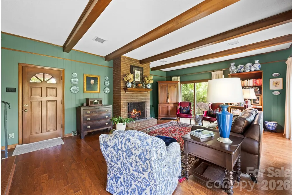 208 S Dixie Street Cherryville, NC 28021