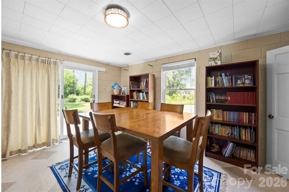 208 S Dixie Street Cherryville, NC 28021