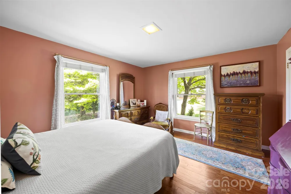 208 S Dixie Street Cherryville, NC 28021